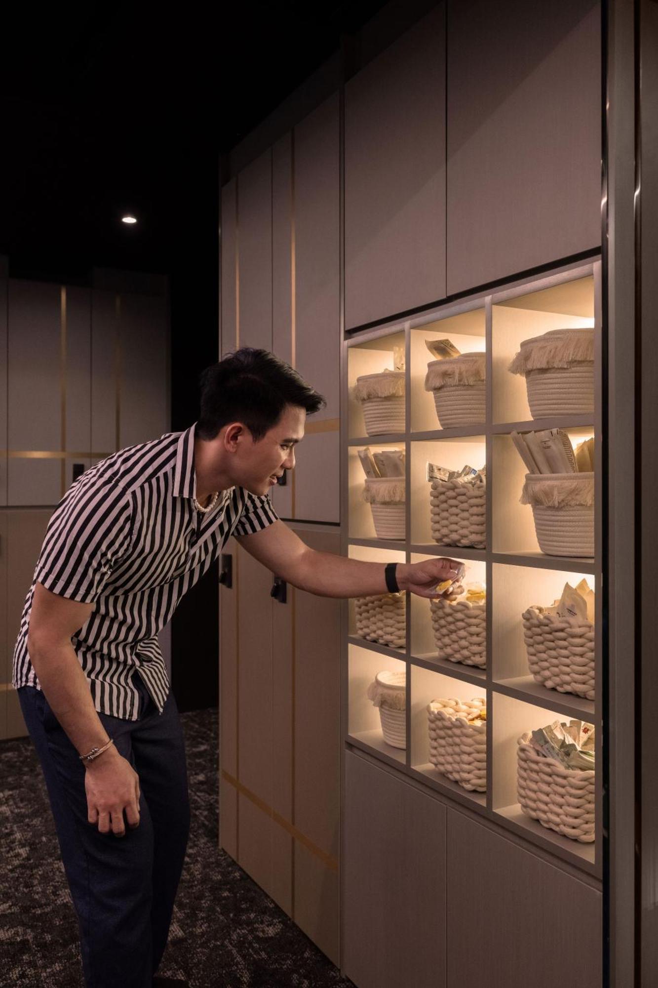 Cube Social Boutique Capsule Hotel At Boat Quay Singapura Luaran gambar