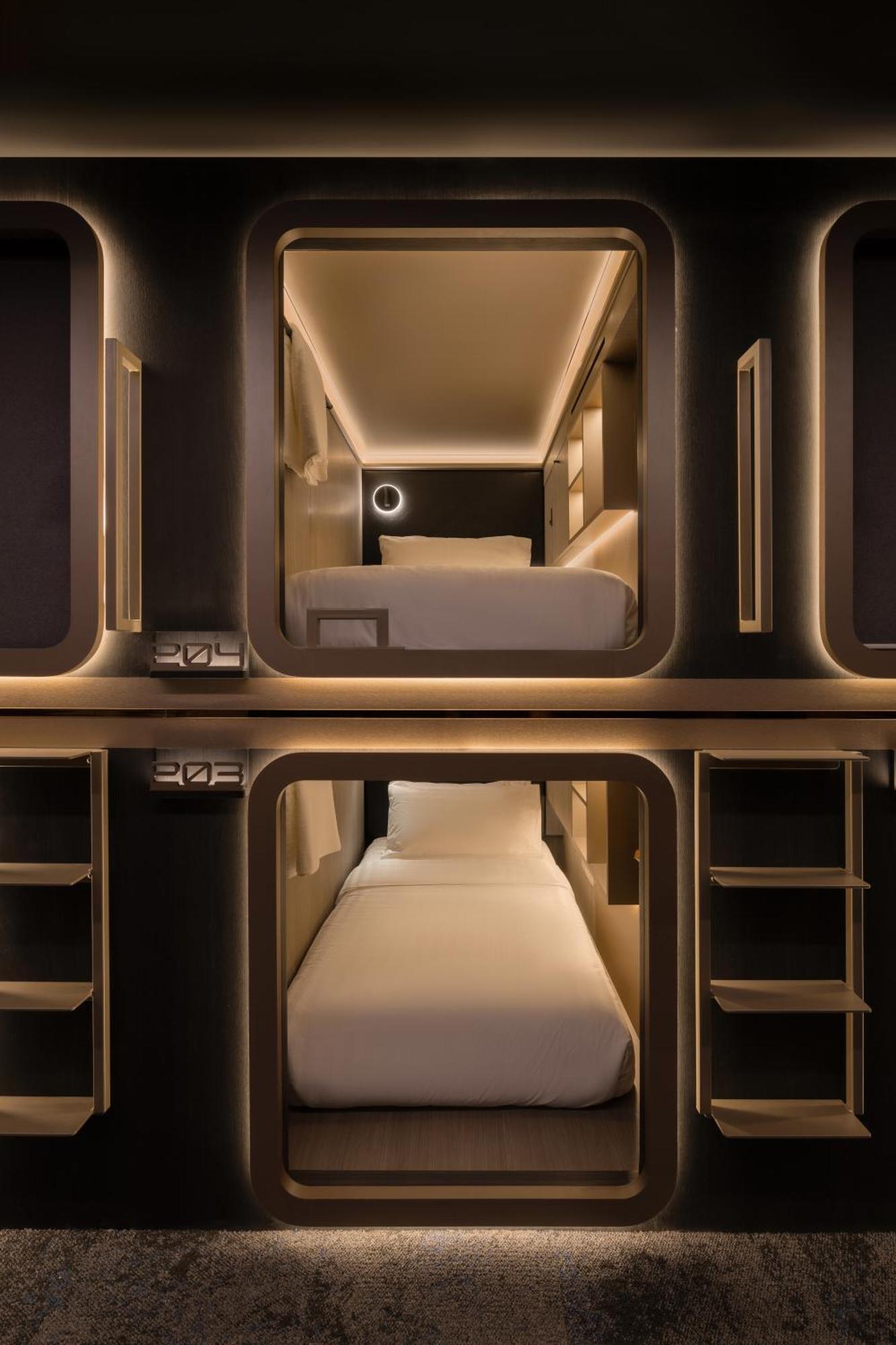 Cube Social Boutique Capsule Hotel At Boat Quay Singapura Luaran gambar