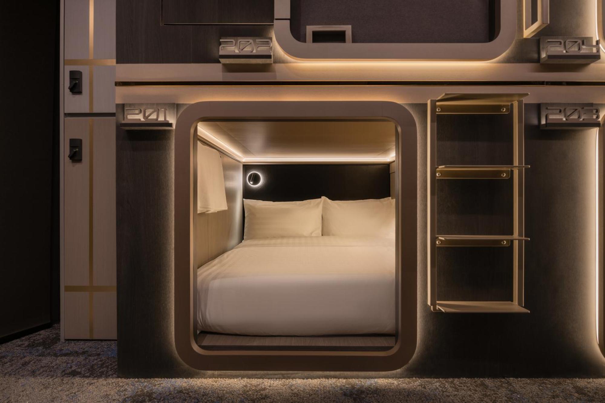 Cube Social Boutique Capsule Hotel At Boat Quay Singapura Luaran gambar